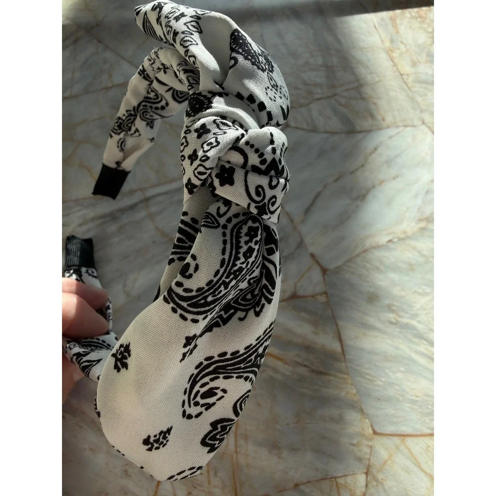 Black White Paisley Bandana Knotted Headband Retro Rockabilly Hair Accessory